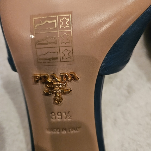 PRADA HEELS - Picture 4 of 6